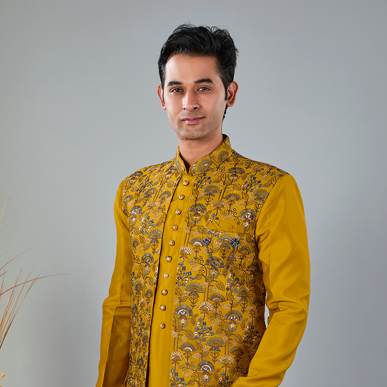 Too Hot for Heavy Outfits? Best Summer Ethnic Wear for Men in India