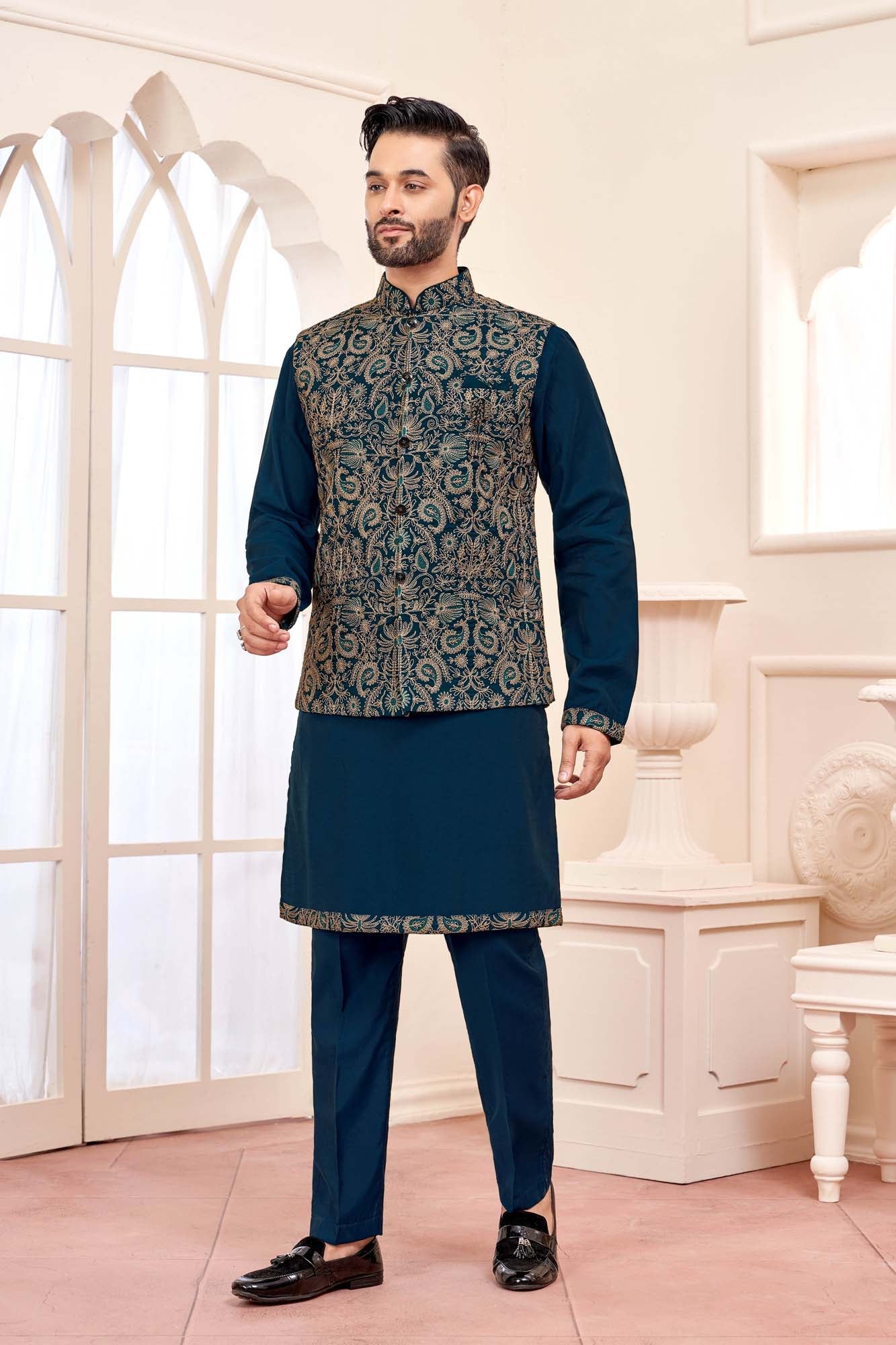 Royal Navy: Ethnic Kurta Set With Gold Embroidered Jacket