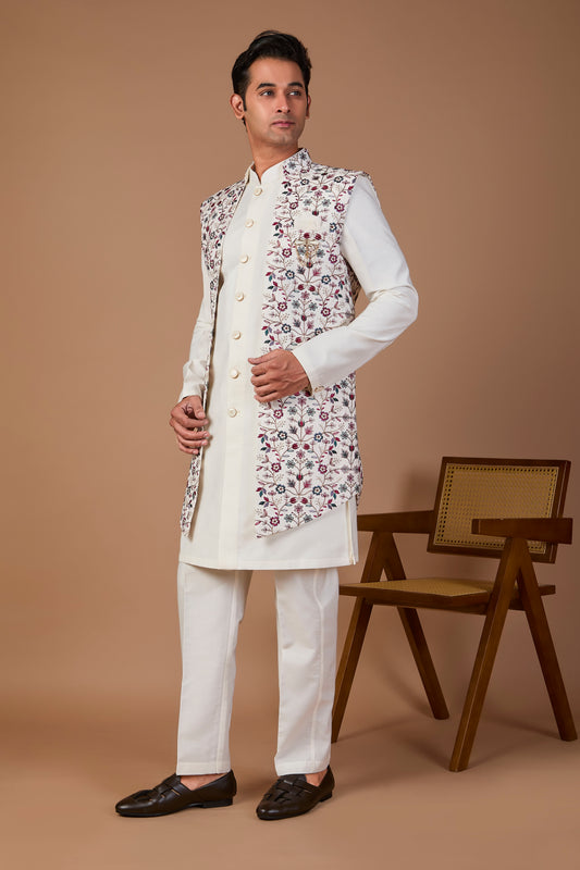 Men’s Off-white Indo-western with Embroidered Work