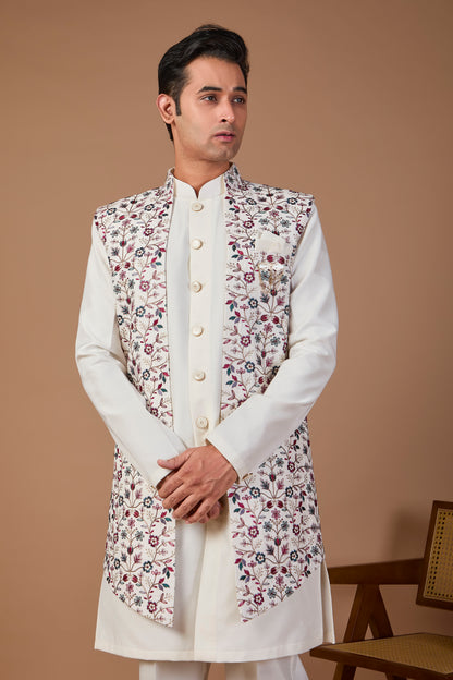 Men’s Off-white Indo-western with Embroidered Work