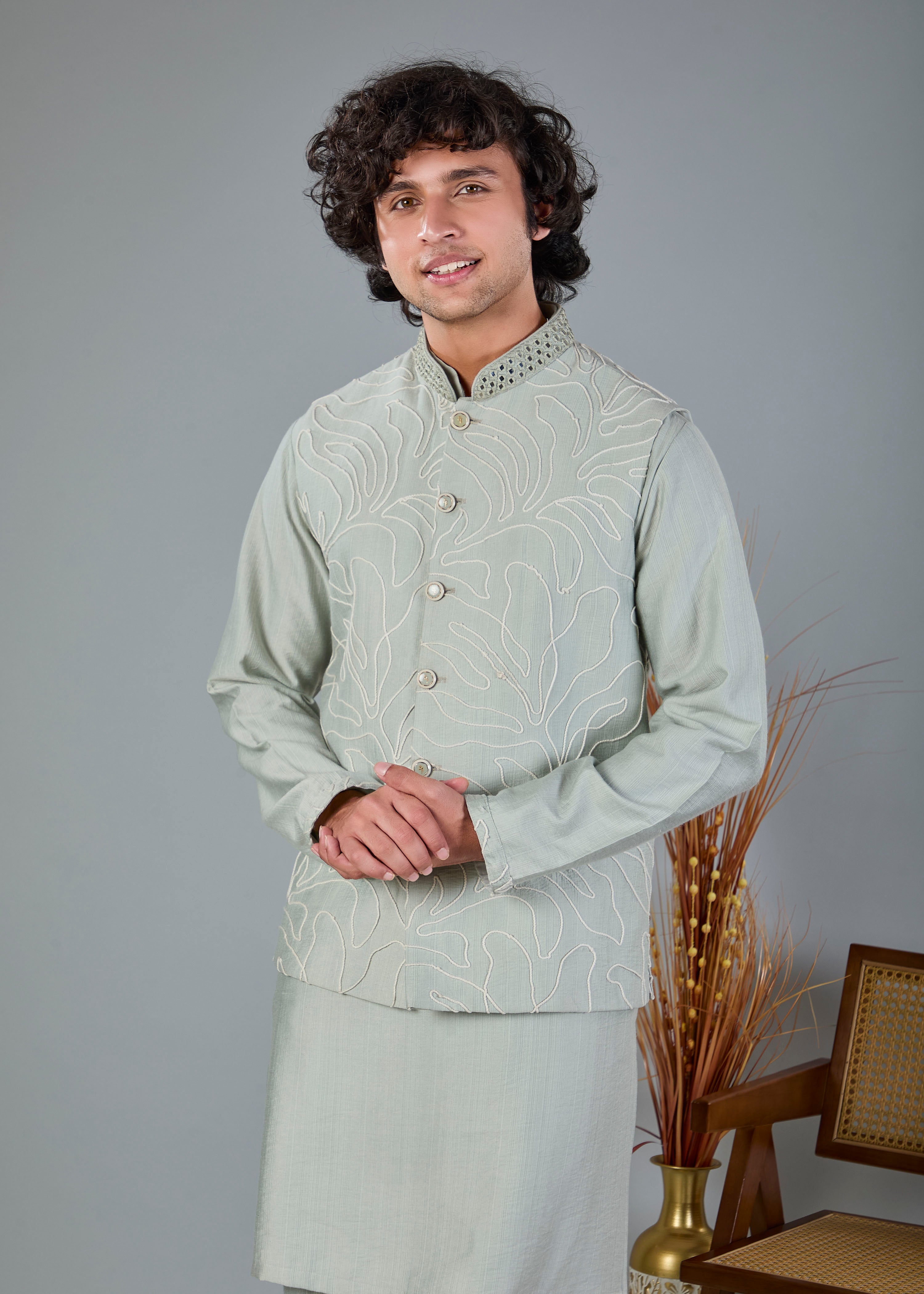 Stylish Off-white Raw Silk Men’s Kurta Jacket Set for Festive Events