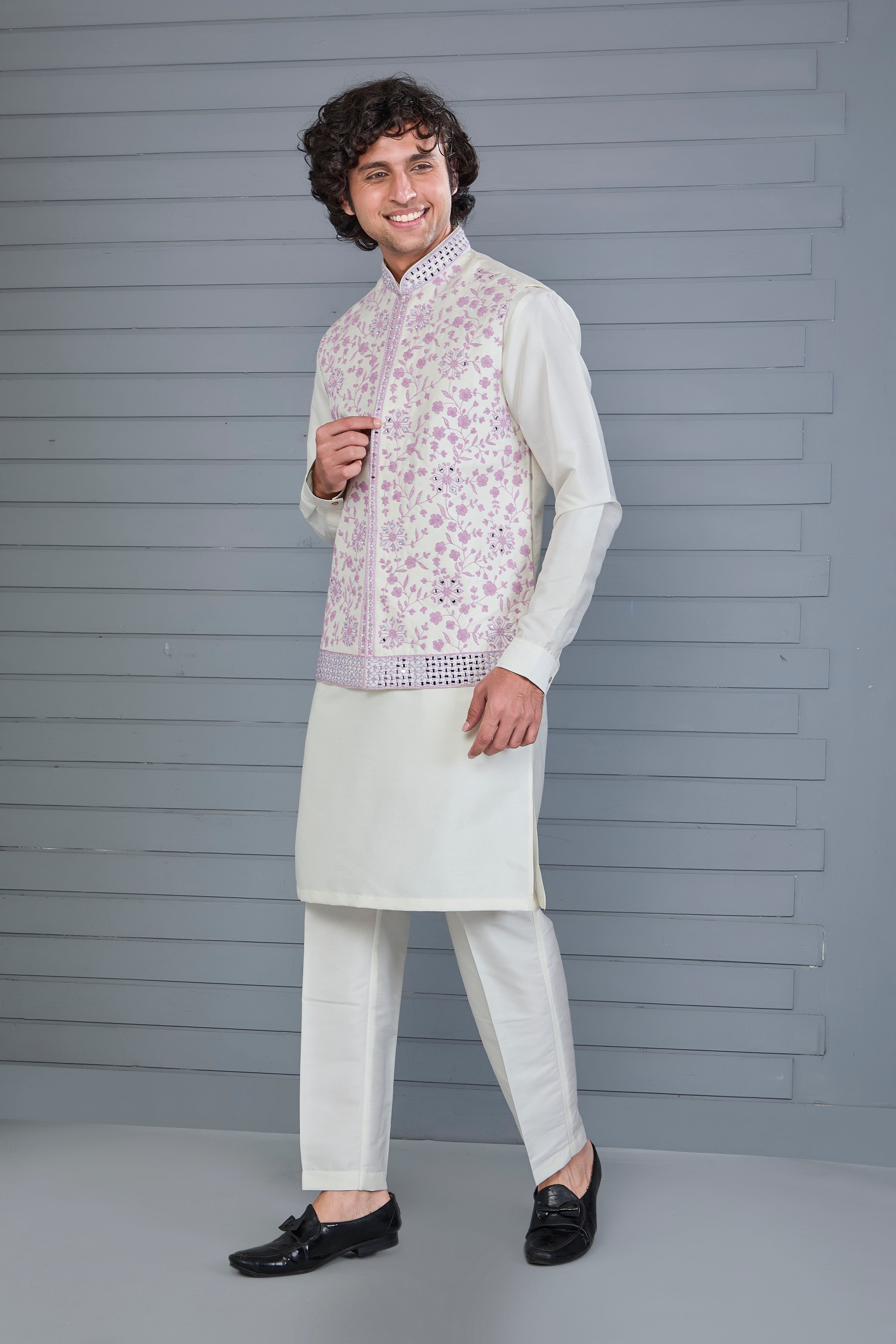 Festive Wear Men's Off-white Raw Silk Kurta Jacket Set in Classic Fit