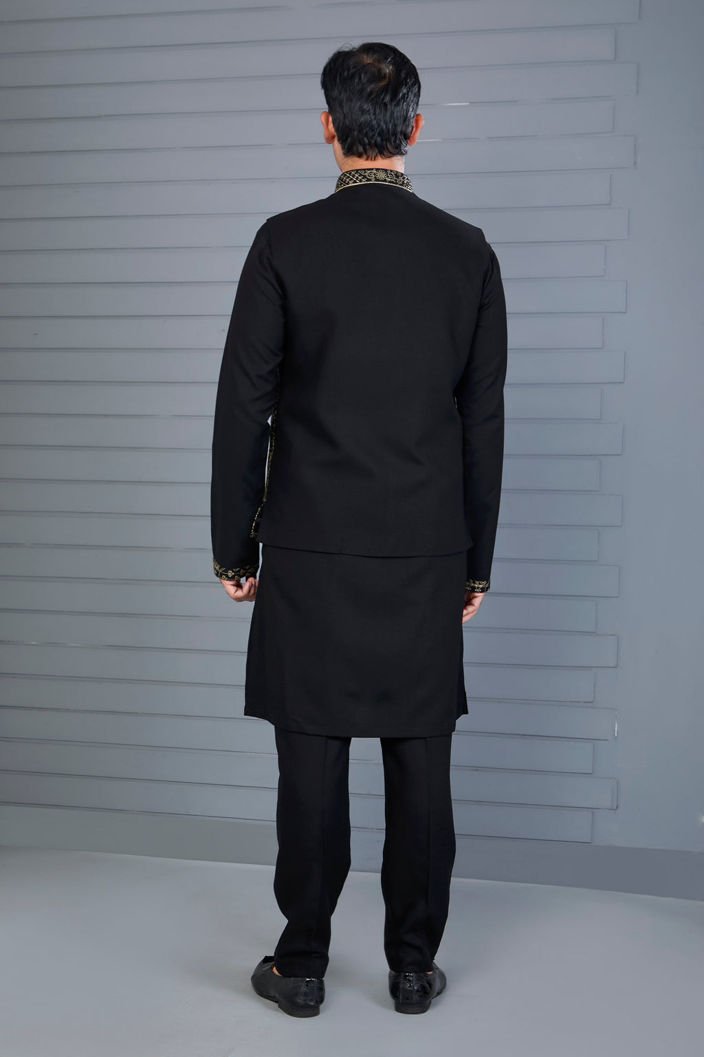 black kurta set for casual wear