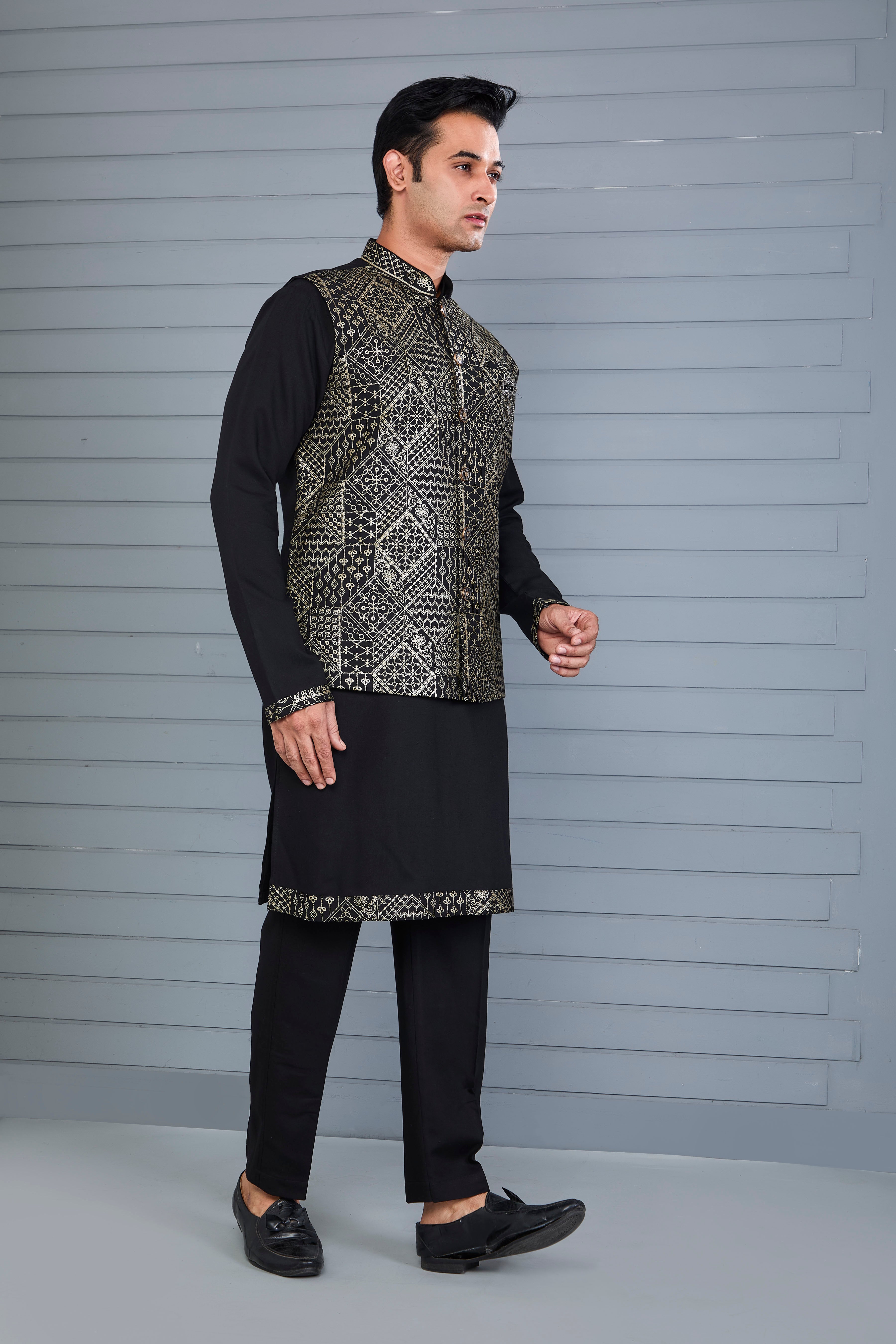 Festive wear Kurta set for men