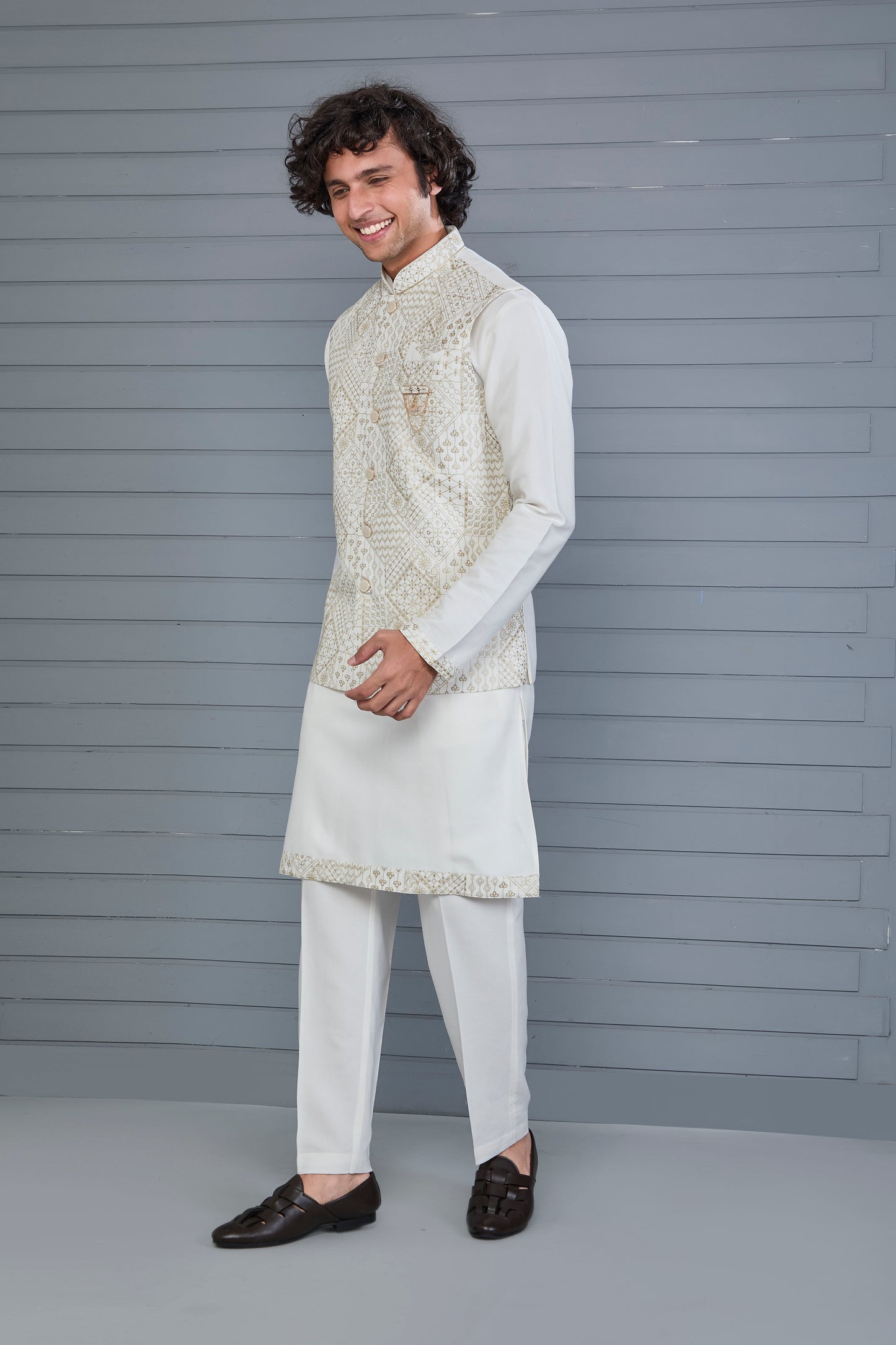 Men's Graceful Off-white Raw Silk Kurta Jacket Set