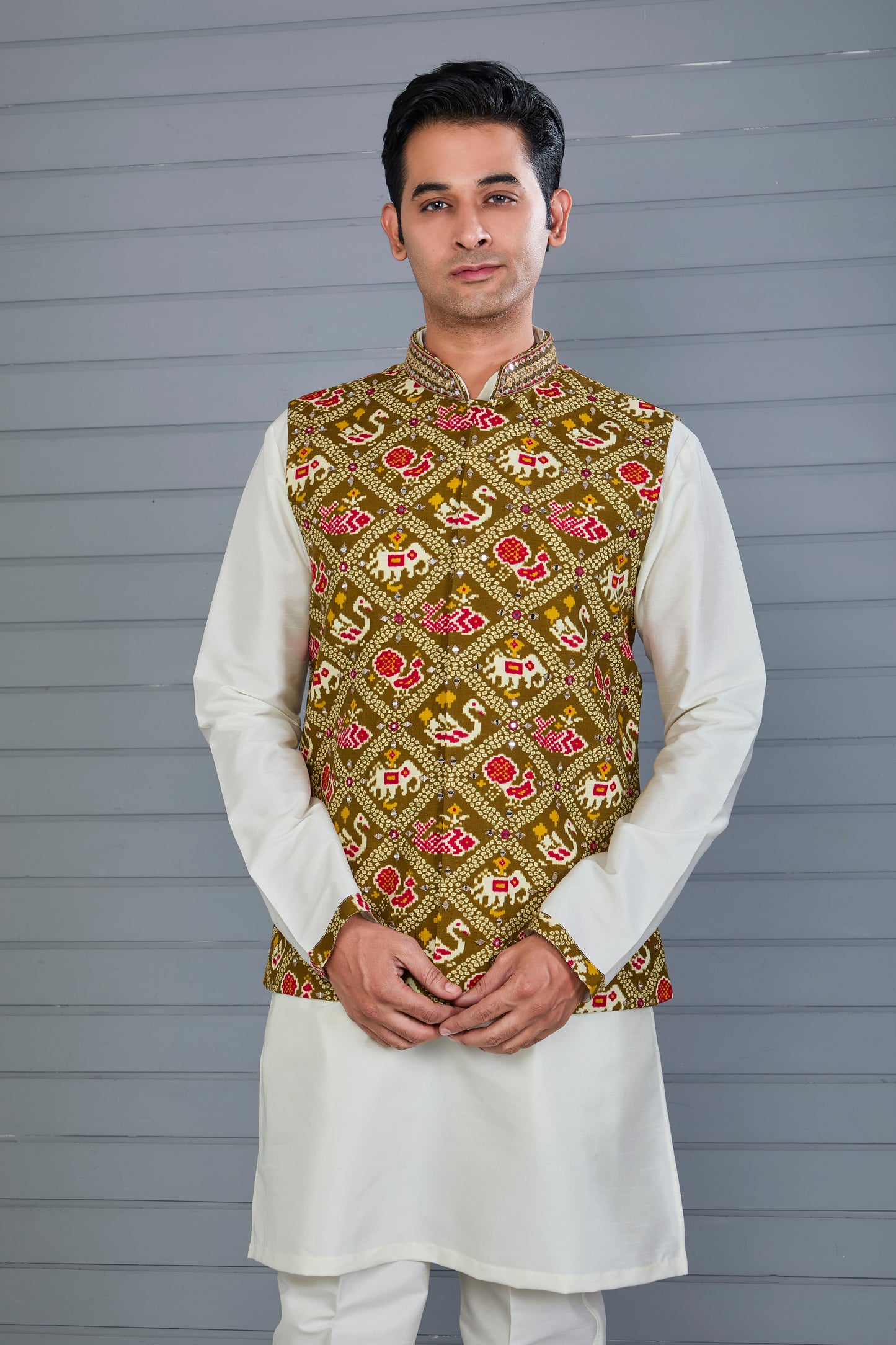 Festive Wear Men’s Patola Printed Kurta Jacket Set