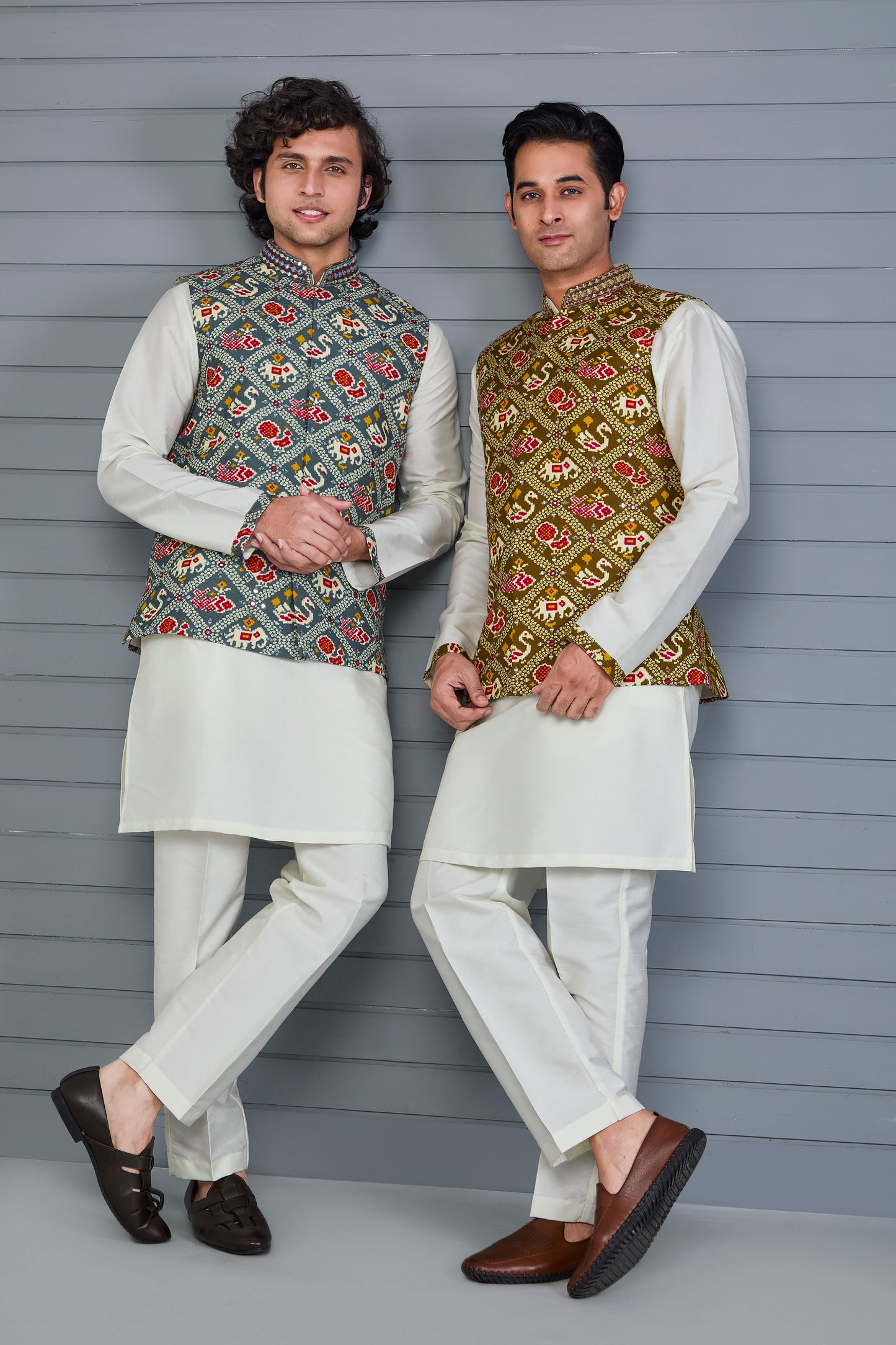 Festive Wear Men’s Patola Printed Kurta Jacket Set
