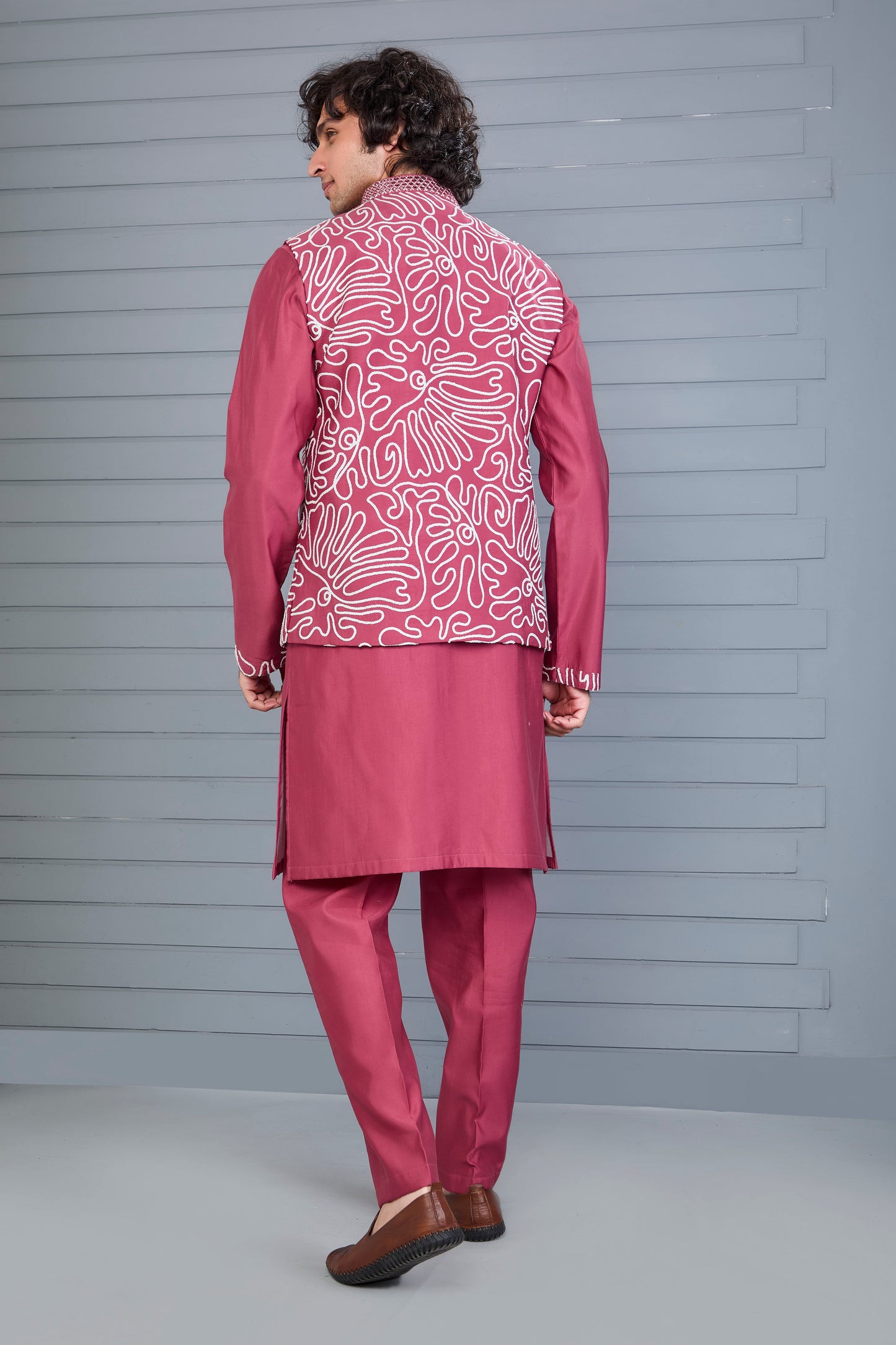 Men’s Kurta Jacket Set with Embroidery Work