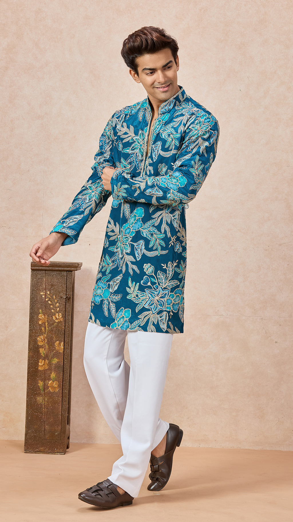 Blue Floral V-Neck Short Kurta Set for Men with Korean Pants