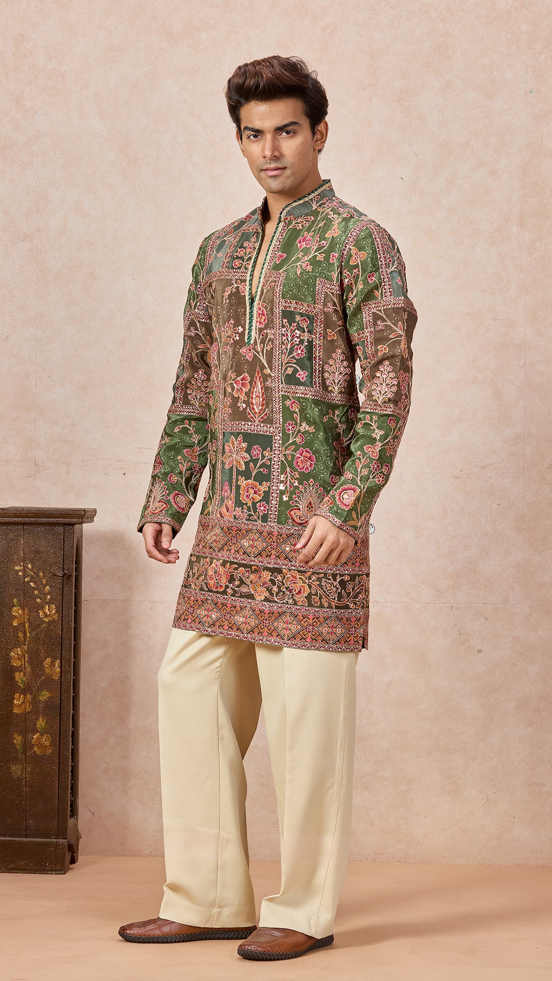 Mehendi V-Neck Short Kurta Set for Men with Korean Pants