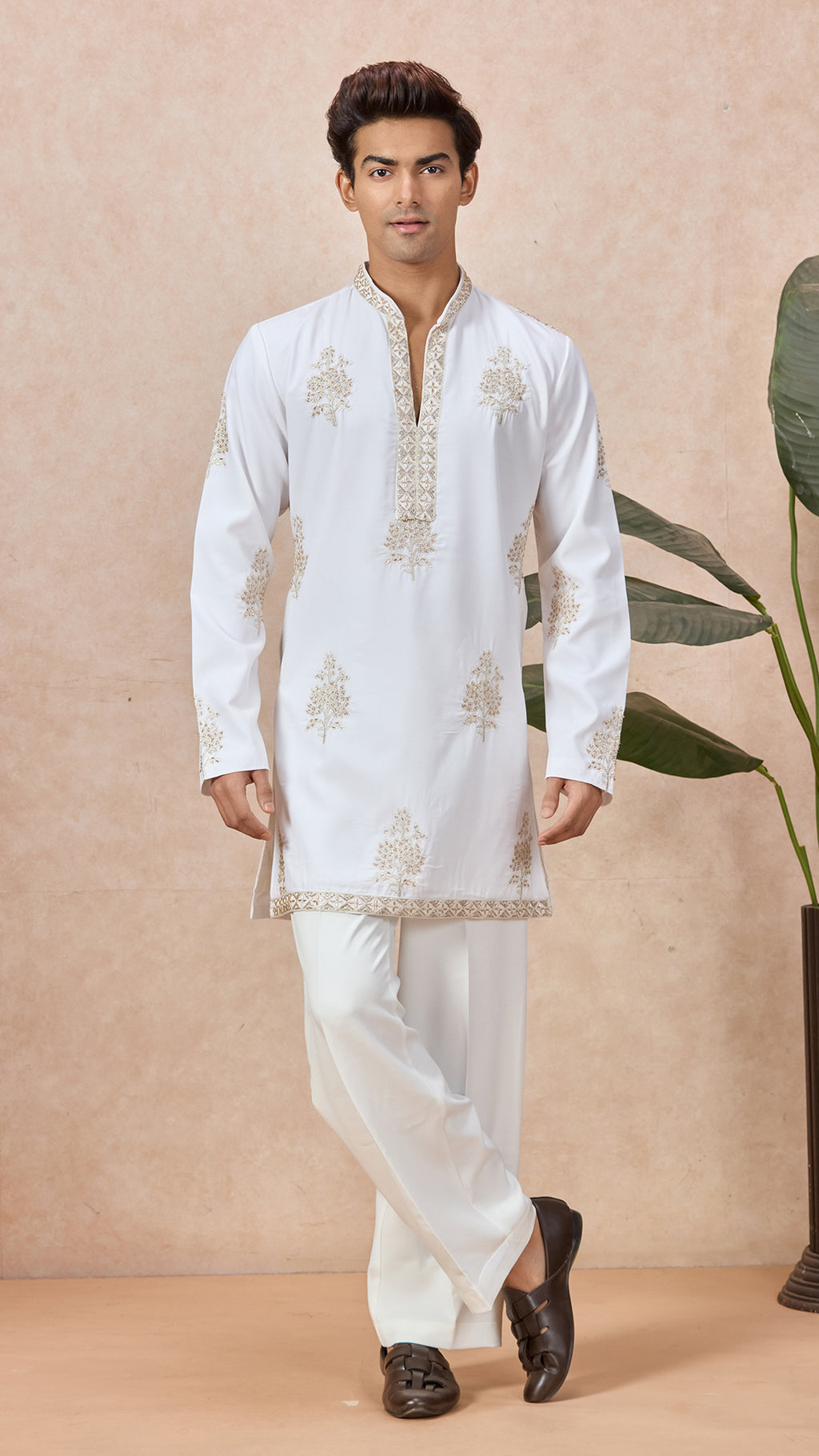 Ivory V-Neck Short Kurta Set for Men with Korean Pants