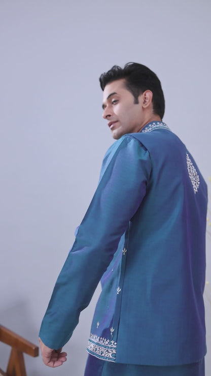 Pastel Green Men's Kurta Jacket Set with Embroidery Touch